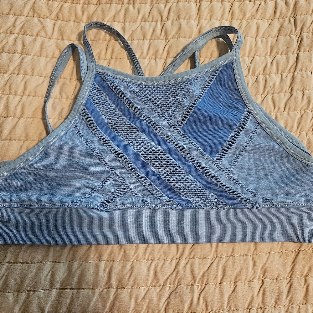 Nux quintessential sports bra SoulCycle small